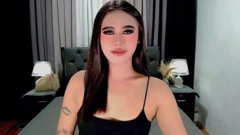 Snapshot of jhulianagrey chatting on 03/31/26, 10:43 julie online show from 03/31/26, 10:43