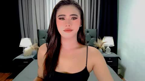 Snapshot of jhulianagrey chatting on 04/25/26, 11:35 julie online show from 04/25/26, 11:35