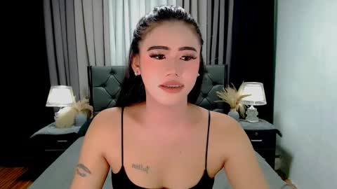 Snapshot of jhulianagrey chatting on 04/30/26, 01:12 julie online show from 04/30/26, 01:12