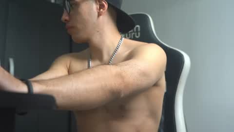 Jhx online show from 04/08/26, 09:37