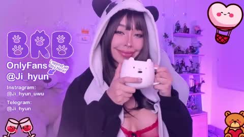 Snapshot of ji_hyun chatting on 05/28/26, 05:43 Ji online show from 05/28/26, 05:43