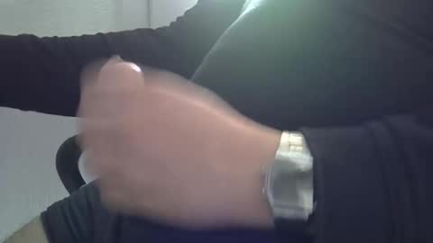 Snapshot of jibey2512 chatting on 06/05/26, 11:16 jibey2512 online show from 06/05/26, 11:16