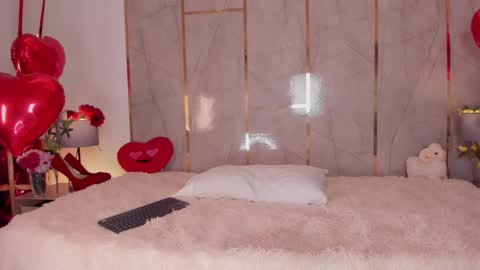 Jiggly online show from 02/06/26, 05:23