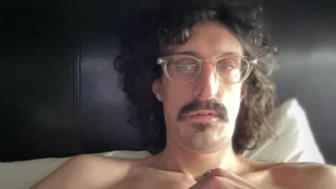 Jigz1986 online show from 04/16/26, 01:01