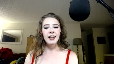 Snapshot of jillpillpdx chatting on 05/20/26, 12:00 Jill Pill online show from 05/20/26, 12:00