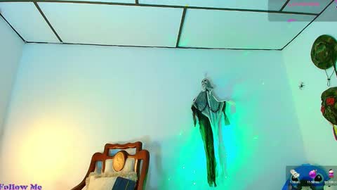 Jimm  Independent Model  online show from 11/28/25, 12:41