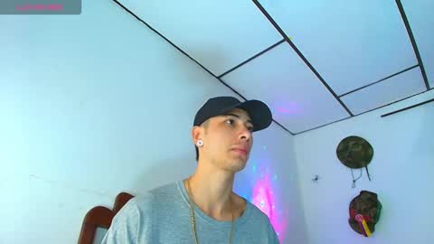 Jimm  Independent Model  online show from 01/09/26, 12:19