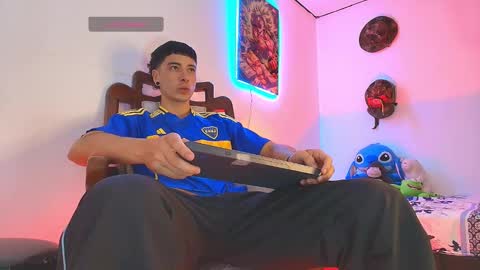 Jimm  Independent Model  online show from 03/24/26, 12:04