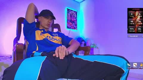 Jimm  Independent Model  online show from 04/07/26, 07:58