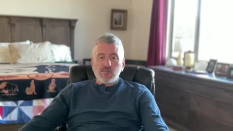 Snapshot of jimmyaaron chatting on 02/02/25, 04:00 Dad of Three online show from 02/02/25, 04:00