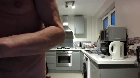 Snapshot of jimmybenido chatting on 03/05/26, 05:53 Jim Redgewell online show from 03/05/26, 05:53
