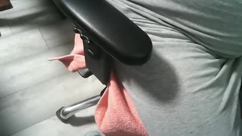 Snapshot of jimmychongax chatting on 12/13/24, 09:35 Jimmychongax online show from 12/13/24, 09:35