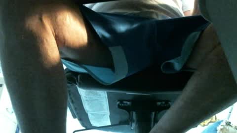Snapshot of jimsundies chatting on 05/16/26, 12:15 jimwellhung online show from 05/16/26, 12:15