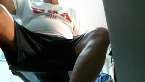 Snapshot of jimsundies chatting on 07/22/26, 02:58 jimwellhung online show from 07/22/26, 02:58