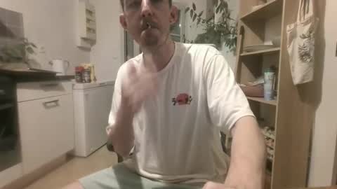 jin16000 online show from 10/15/25, 11:16