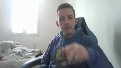 jin16000 online show from 10/31/25, 10:38