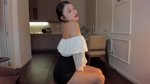 Snapshot of jina_meow chatting on 05/30/26, 02:30 Jina meow online show from 05/30/26, 02:30