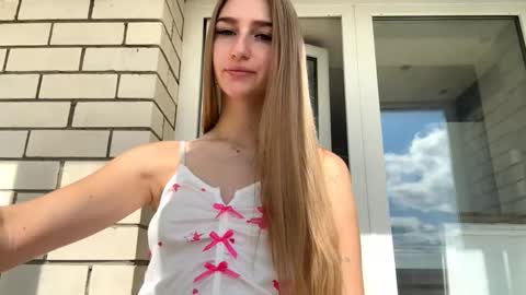 Jinny online show from 09/12/25, 07:08