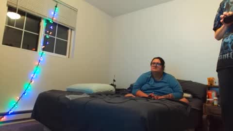 Snapshot of jinx4114 chatting on 10/29/25, 04:26 jinx4114 online show from 10/29/25, 04:26