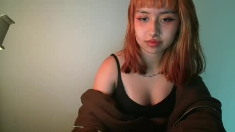 Minaa  online show from 11/27/25, 05:20