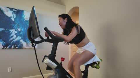 Jiwon online show from 01/17/26, 09:51