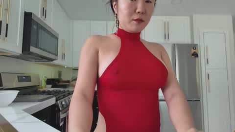 Jiwon online show from 03/21/26, 07:39