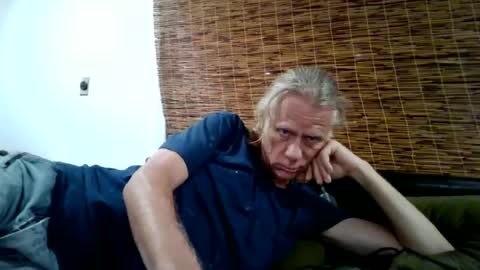 jizzmitten5 online show from 07/05/26, 04:52