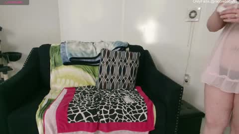 Snapshot of jjjust4fun1985 chatting on 12/07/24, 04:31 Nicole Allen online show from 12/07/24, 04:31