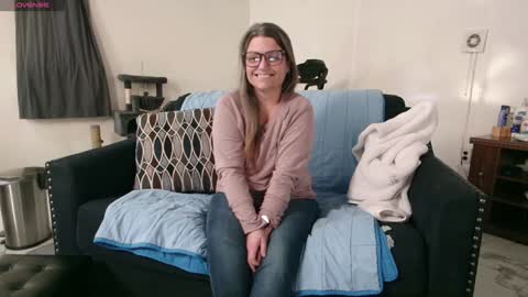 Snapshot of jjjust4fun1985 chatting on 02/06/25, 11:37 Nicole Allen online show from 02/06/25, 11:37