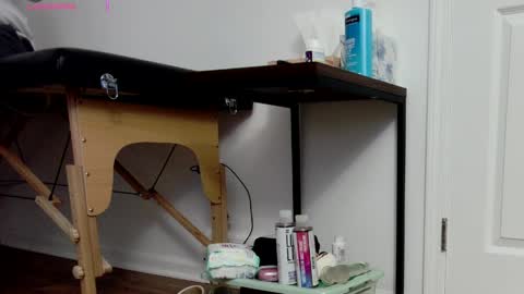 Nicole  Allen online show from 04/02/26, 11:57