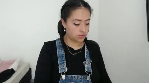 Julieta online show from 12/20/24, 06:40