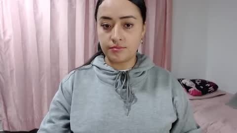 Julieta online show from 02/17/25, 03:36