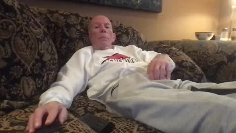 jlk7777 online show from 12/27/24, 05:05