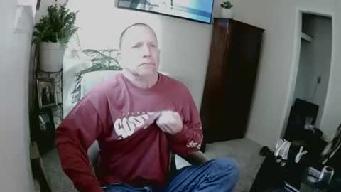 Snapshot of jlouton01 chatting on 12/02/24, 06:21 kilroy online show from 12/02/24, 06:21