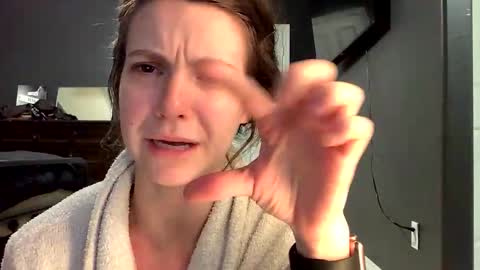 Snapshot of jlynn1997 chatting on 11/14/25, 11:46 jlynn1997 online show from 11/14/25, 11:46