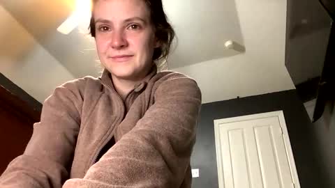 Snapshot of jlynn1997 chatting on 12/02/25, 11:56 jlynn1997 online show from 12/02/25, 11:56