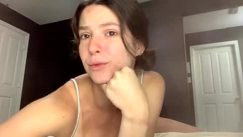 jlynn1997 online show from 06/08/26, 01:00