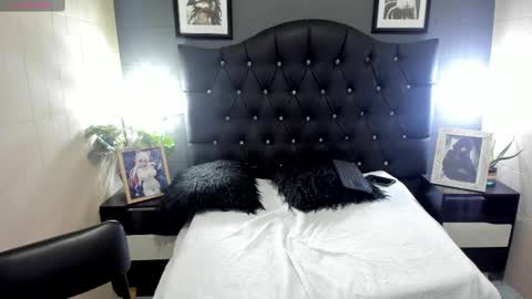 jm_hot_ online show from 01/21/25, 07:37