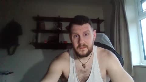 jmakk99 online show from 02/12/25, 08:06