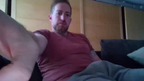 Snapshot of jmate13 chatting on 11/16/25, 01:06 jmate13 online show from 11/16/25, 01:06