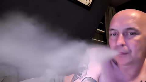 jmo0209 online show from 10/04/25, 06:22