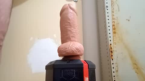 Logan21212121 online show from 10/14/25, 04:24