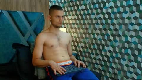 Snapshot of joaho_fernandez chatting on 04/28/26, 02:27 Joao online show from 04/28/26, 02:27