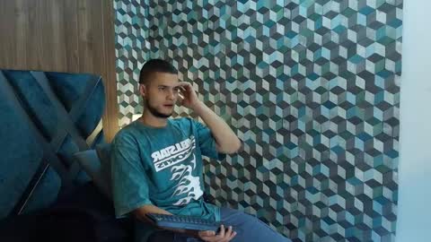 Snapshot of joaho_fernandez chatting on 05/16/26, 09:24 Joao online show from 05/16/26, 09:24