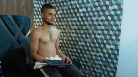 Snapshot of joaho_fernandez chatting on 05/20/26, 10:05 Joao online show from 05/20/26, 10:05