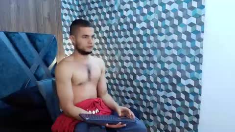 Snapshot of joaho_fernandez chatting on 06/19/26, 12:04 Joao online show from 06/19/26, 12:04