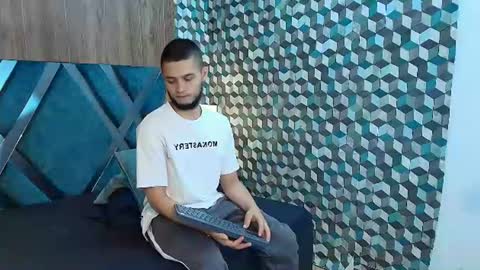 Snapshot of joaho_fernandez chatting on 07/06/26, 11:07 Joao online show from 07/06/26, 11:07