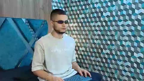 Snapshot of joaho_fernandez chatting on 07/12/26, 04:31 Joao online show from 07/12/26, 04:31
