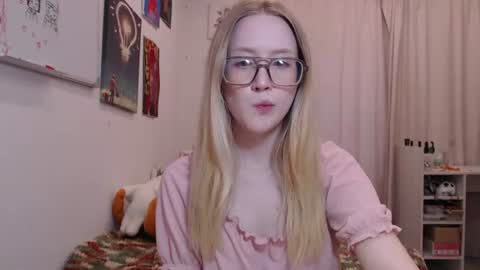Snapshot of joan_kiss chatting on 06/22/26, 01:30 joan_kiss online show from 06/22/26, 01:30