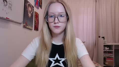 Snapshot of joan_kiss chatting on 07/16/26, 07:36 joan_kiss online show from 07/16/26, 07:36